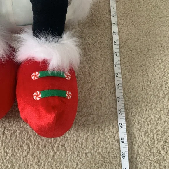 Disney Jumbo Exclusive Christmas MINNIE MOUSE Holiday 29โ Plush - Picture 5 of 13